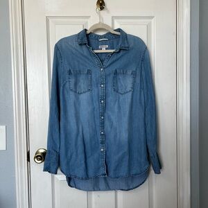 Merona Denim Button-Up button down Shirt - Light Blue size large